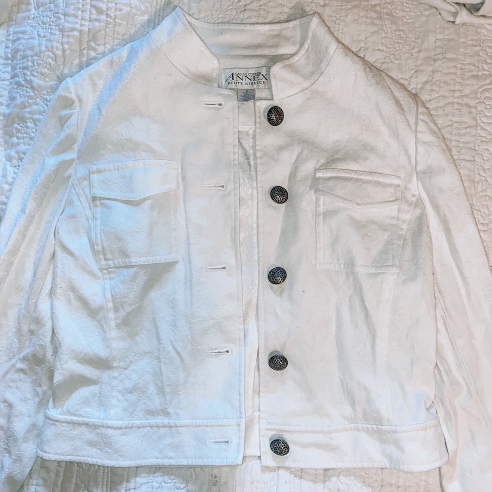 White Semi-Cropped Jean Jacket